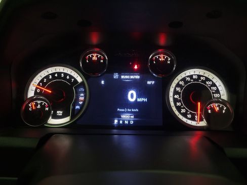 Used 2015 RAM 1500 Big Horn RWD image 23