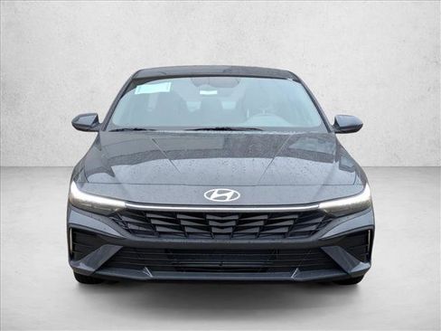 New 2026 Hyundai Elantra SE w/ Cargo Package image 6