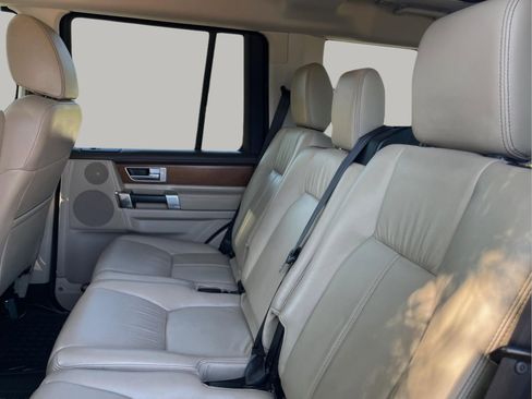 Used 2016 Land Rover LR4 HSE LUX image 31