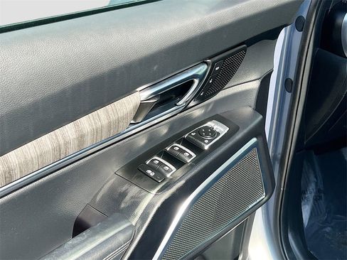 Used 2024 Kia Telluride SX Prestige image 18