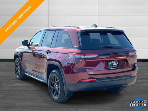 Certified 2024 Jeep Grand Cherokee Altitude AWD/4WD image 6