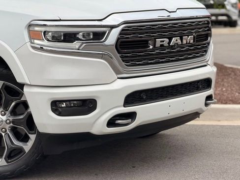 Used 2019 RAM 1500 Limited AWD/4WD image 3