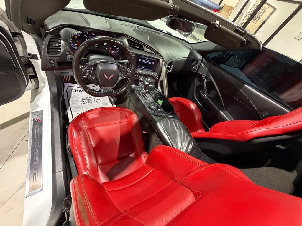 Used 2017 Chevrolet Corvette Stingray Coupe w/ 1LT RWD image 17