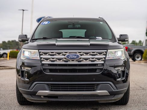 Certified 2018 Ford Explorer XLT w/ Equipment Group 202A image 2