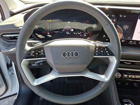 New 2025 Audi Q5 Premium Plus image 14