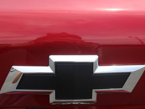 New 2027 Chevrolet Equinox RS FWD image 19