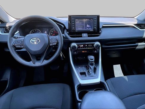 Used 2020 Toyota RAV4 LE AWD/4WD image 14