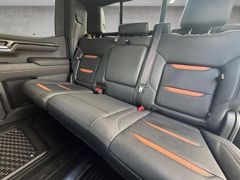 Used 2024 GMC Sierra 1500 AT4 w/ Technology Package image 27