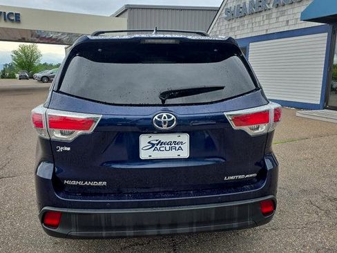 Used 2015 Toyota Highlander Limited AWD/4WD image 4