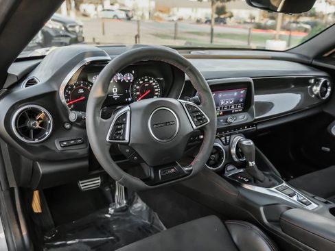 Used 2020 Chevrolet Camaro ZL1 image 12