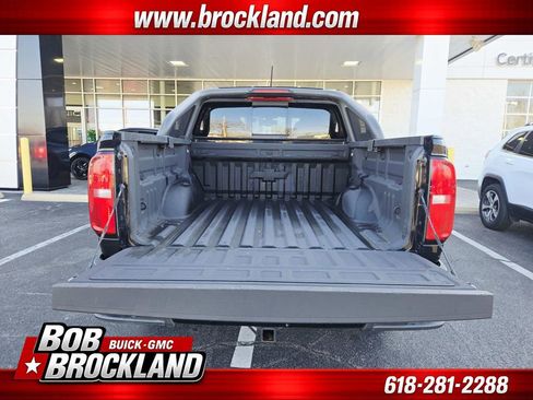 Used 2019 Chevrolet Colorado Z71 w/ Z71 Midnight Edition AWD/4WD image 13