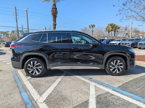 Certified 2025 Volkswagen Tiguan S image 7