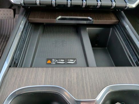 New 2026 GMC Acadia Denali w/ Super Cruise Package image 29