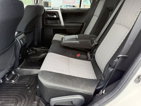 Used 2014 Toyota 4Runner SR5 RWD image 30