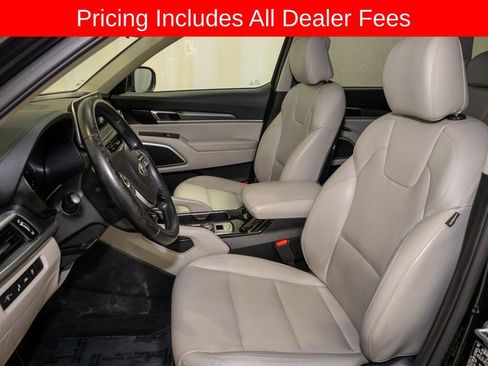 Used 2021 Kia Telluride S FWD image 12