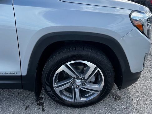 Used 2020 GMC Terrain SLT w/ Preferred Package AWD/4WD image 3