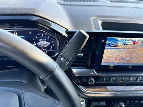 Used 2024 Chevrolet Silverado 1500 LT w/ Convenience Package II image 17