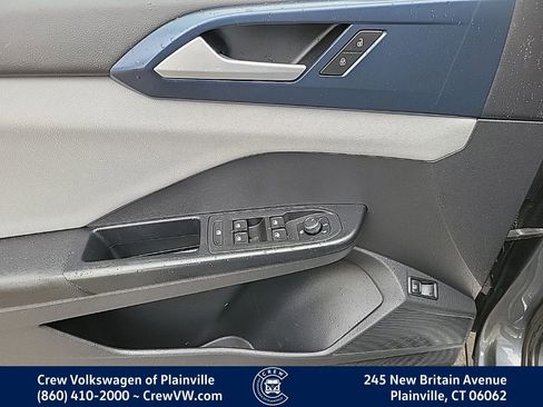 Certified 2022 Volkswagen Taos SE AWD/4WD image 36