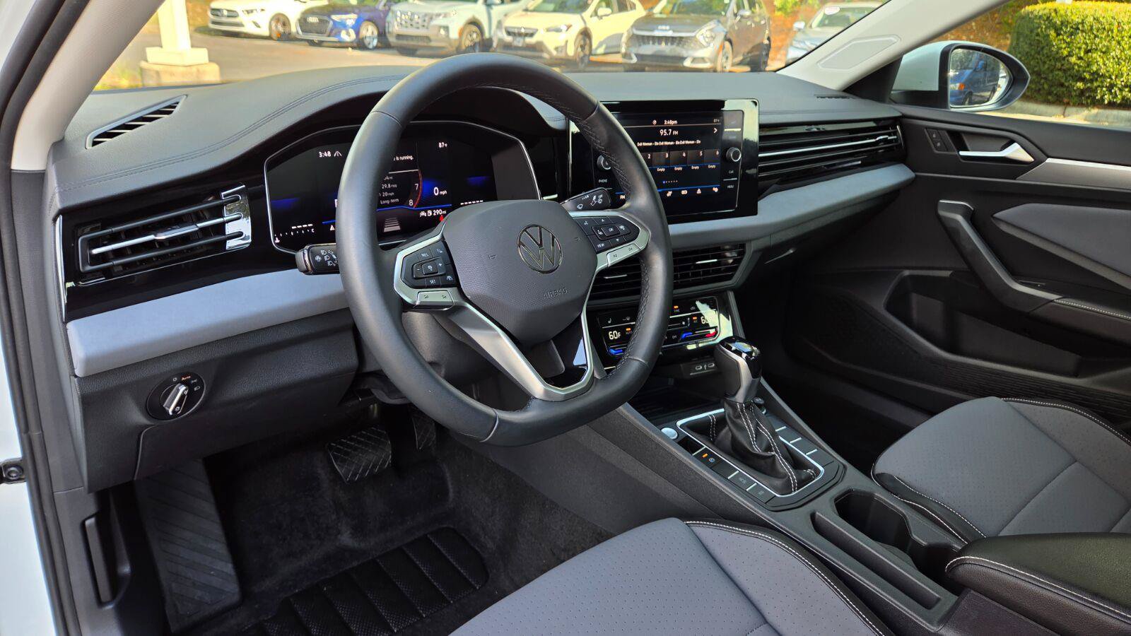 Certified 2026 Volkswagen Jetta SE FWD image 23