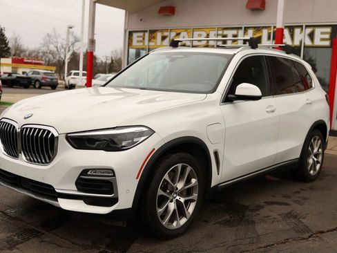 Used 2021 BMW X5 xDrive45e w/ Premium Package AWD/4WD image 1