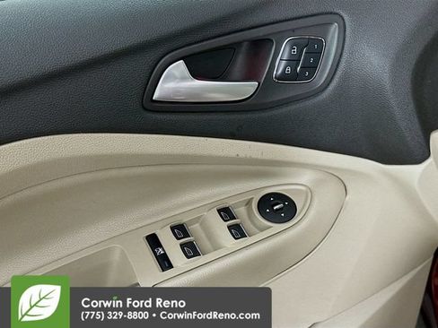 Used 2014 Ford Escape Titanium w/ Equipment Group 401A AWD/4WD image 18