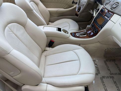 Used 2008 Mercedes-Benz CLK 350 Cabriolet image 28