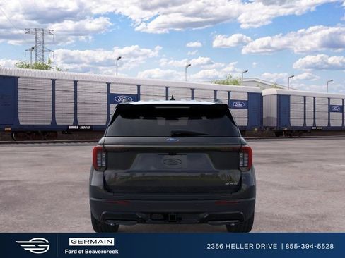 New 2026 Ford Explorer ST-Line w/ ST-Line Street Pack AWD/4WD image 5