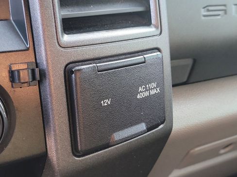 Used 2020 Ford F250 XL w/ STX Appearance Package image 21