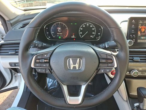 Used 2018 Honda Accord EX-L image 19