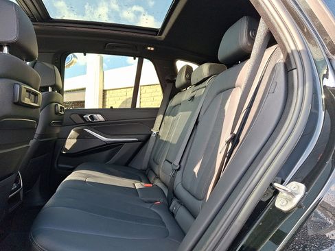 Used 2022 BMW X5 M50i w/ Executive Package image 10
