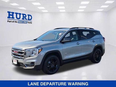 Used 2023 GMC Terrain AT4 AWD/4WD image 8