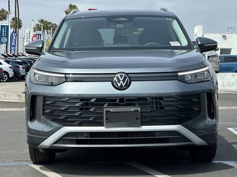 New 2026 Volkswagen Tiguan S FWD image 3