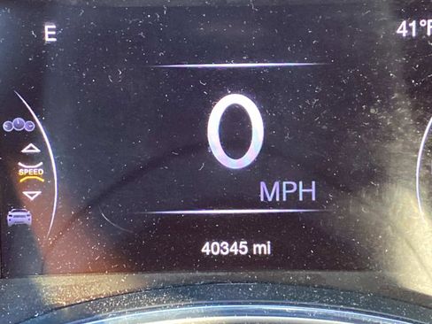 Certified 2021 Jeep Grand Cherokee Laredo X image 30