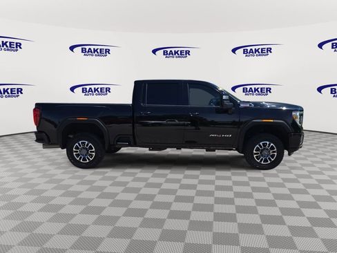 Used 2022 GMC Sierra 2500 AT4 AWD/4WD image 4