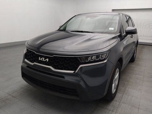 Used 2023 Kia Sorento LX FWD image 15