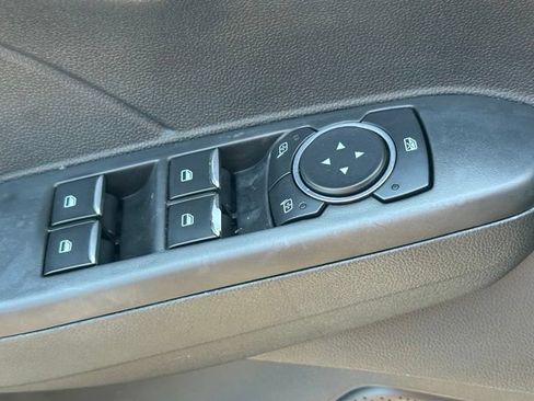 Used 2021 Ford Escape SE FWD image 23