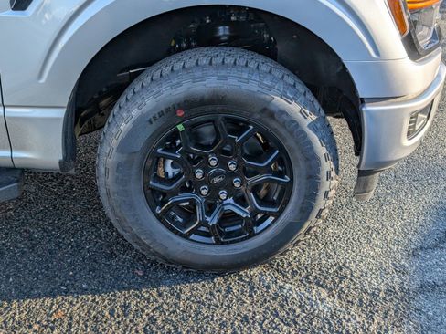 New 2025 Ford F150 XLT w/ Equipment Group 302A MID image 6