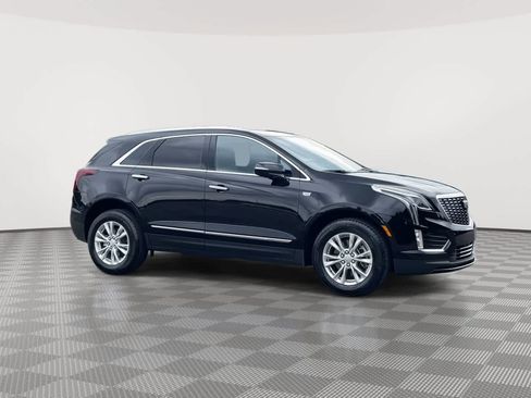 Used 2026 Cadillac XT5 Luxury FWD image 2