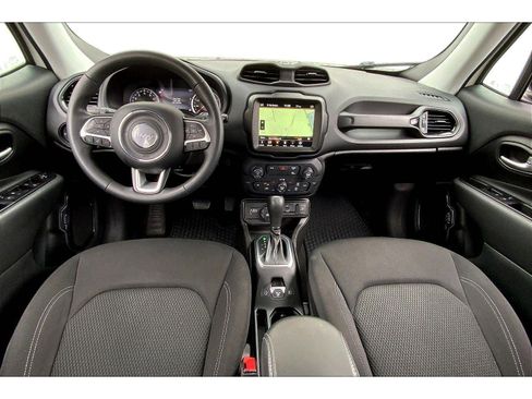 Used 2023 Jeep Renegade Altitude image 14