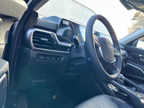 New 2025 Kia Telluride EX image 31