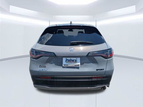 Used 2025 Honda HR-V Sport image 4