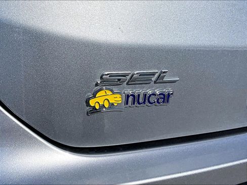 Used 2024 Ford Edge SEL image 29