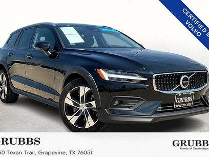 Certified 2024 Volvo V60 B5 Cross Country Plus