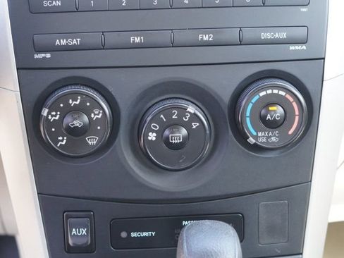 Used 2013 Toyota Corolla L image 20