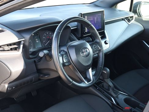 Used 2025 Toyota Corolla SE FWD image 11