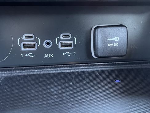 Certified 2024 Jeep Grand Cherokee L Laredo image 25