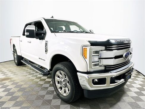 Used 2019 Ford F350 Lariat w/ Lariat Ultimate Package image 1