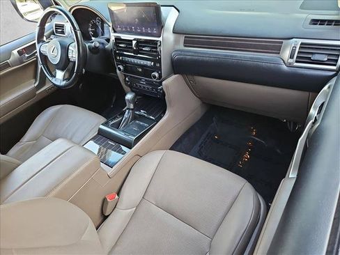 Used 2022 Lexus GX 460 Premium w/ Premium Package AWD/4WD image 22