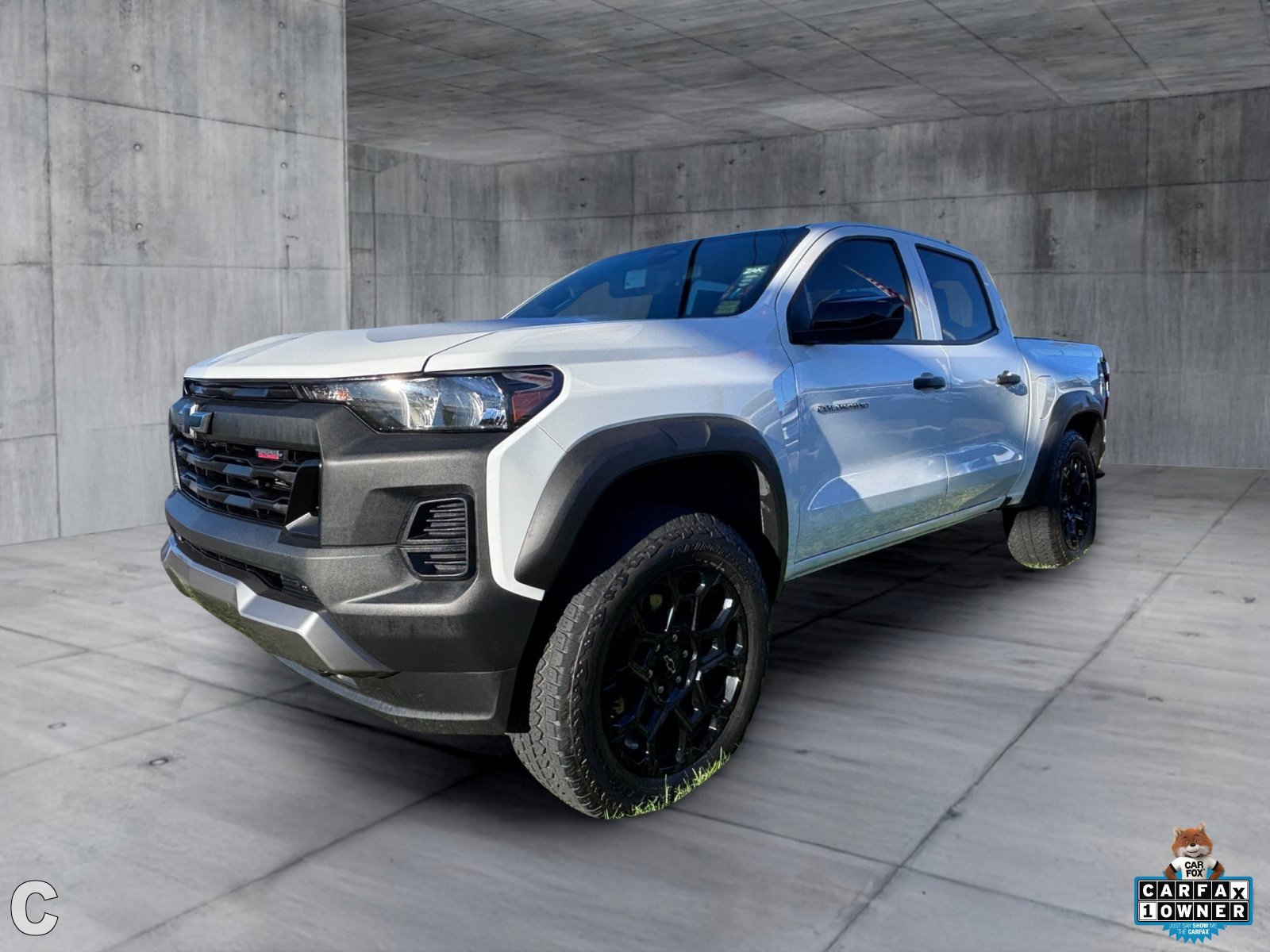 Used 2026 Chevrolet Colorado Trail Boss AWD/4WD image 2