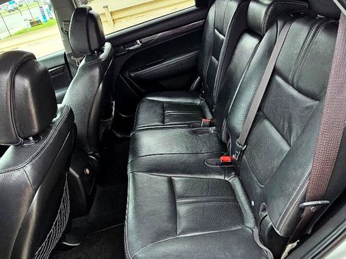 Used 2011 Kia Sorento EX w/ Premium Pkg image 23